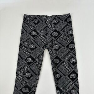 Hippie Rose Leggings Womens Medium Black White Elephants